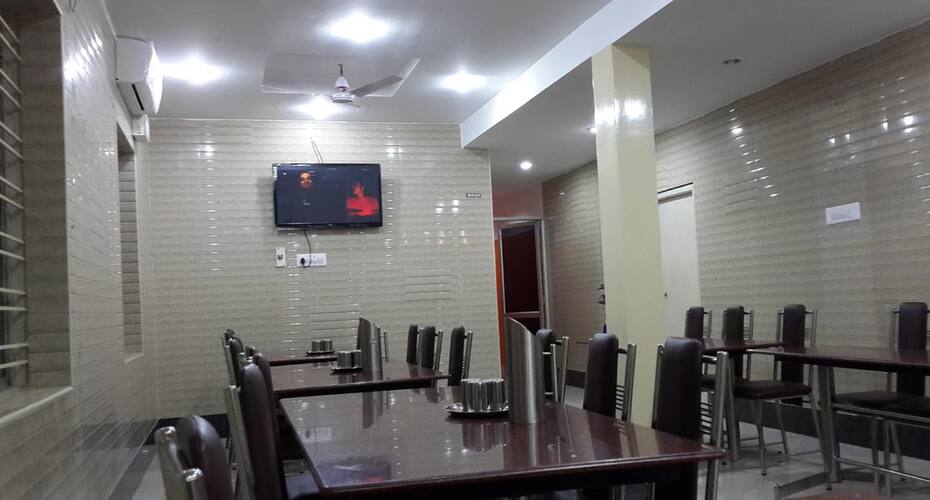 Divine Inn, Kumbakonam 3